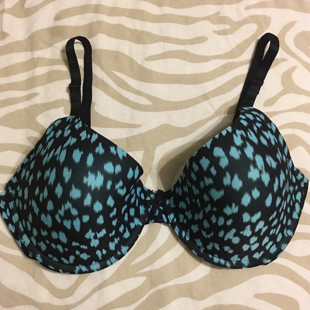 New black and blue push up bra size 40D NWT SEXY !